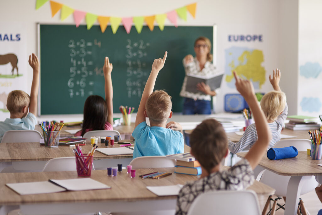 Como Escolas Estão Resolvendo Problemas de Agendamento em 2025 com o eAgenda